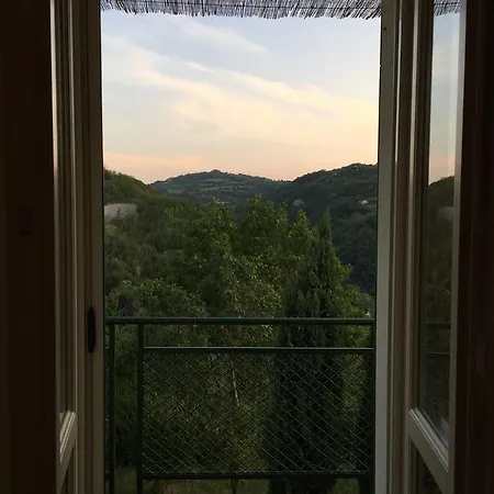 Borgo Inferiore 24 *